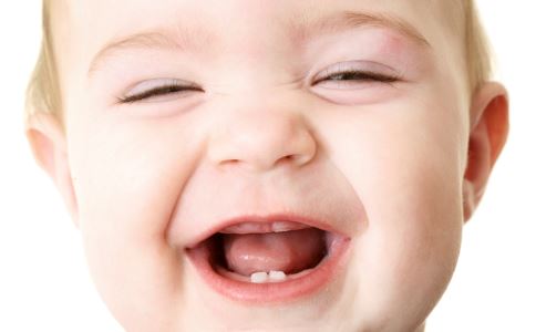 怎么给宝宝喂药 如何给宝宝喂药 怎样给宝宝喂药 怎样给1岁宝宝喂药