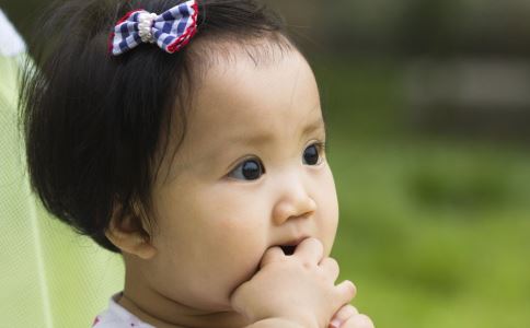 宝宝肚子胀气该怎么办 一岁宝宝胀肚子怎么办 孩子肚子胀气怎么办