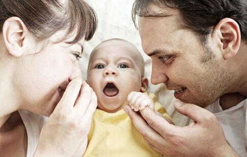 如何预防孩子近视 预防孩子近视 该如何预防孩子近视